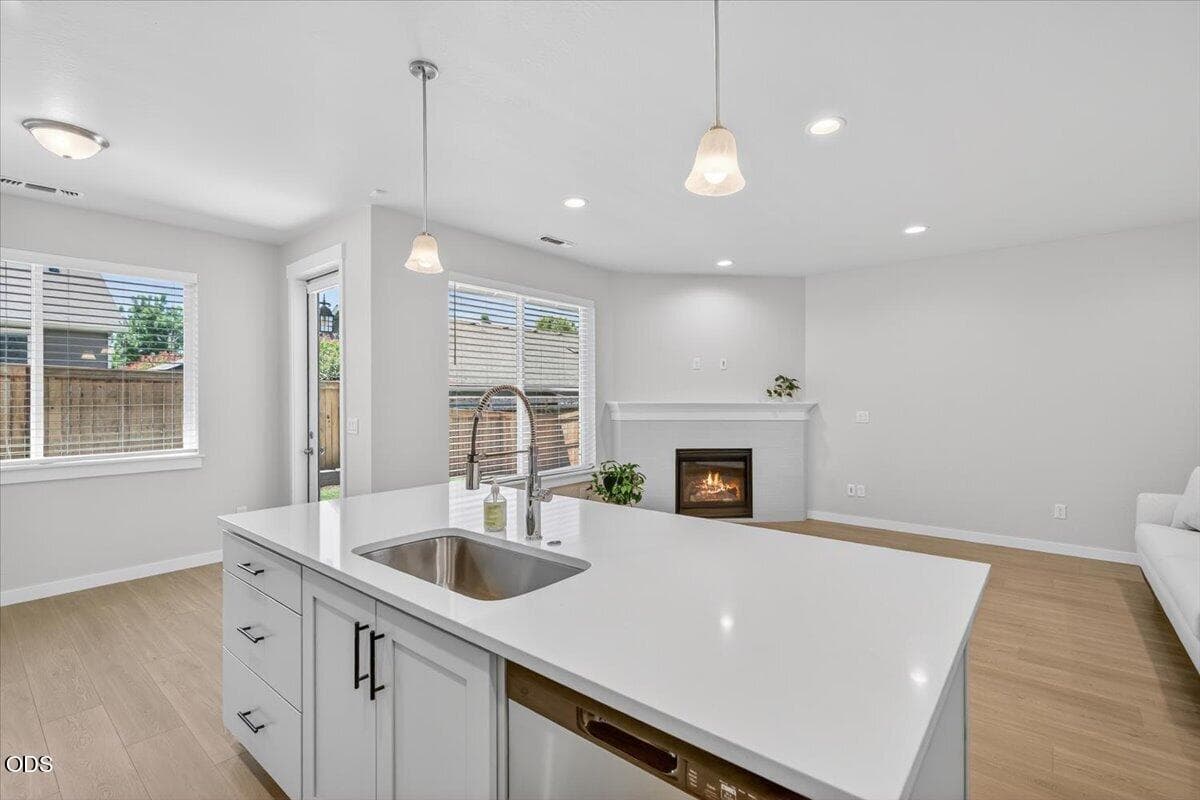 Photo of 106 Valemont 5 of 29