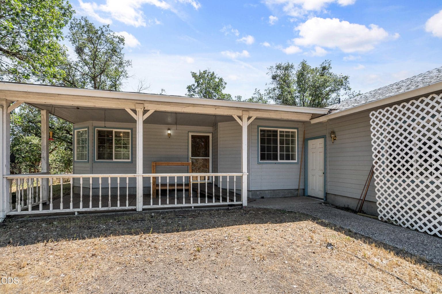 Photo of 8320 Blackwell 3 of 38