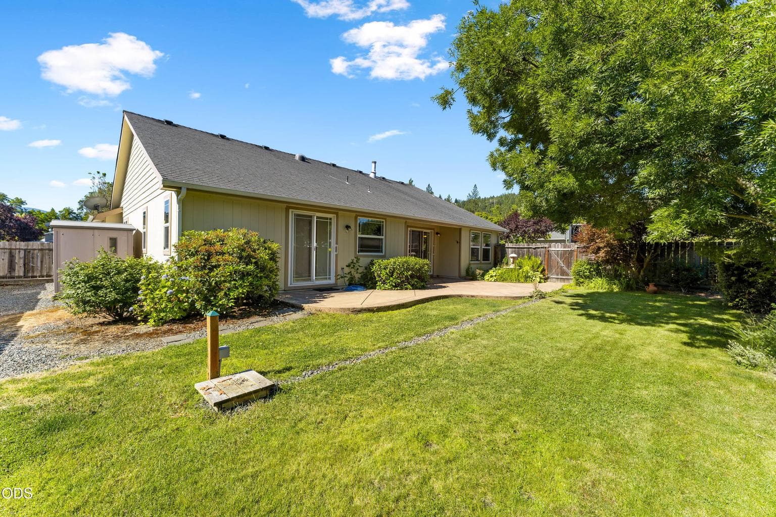 Photo of 2690 Trinity 4 of 30
