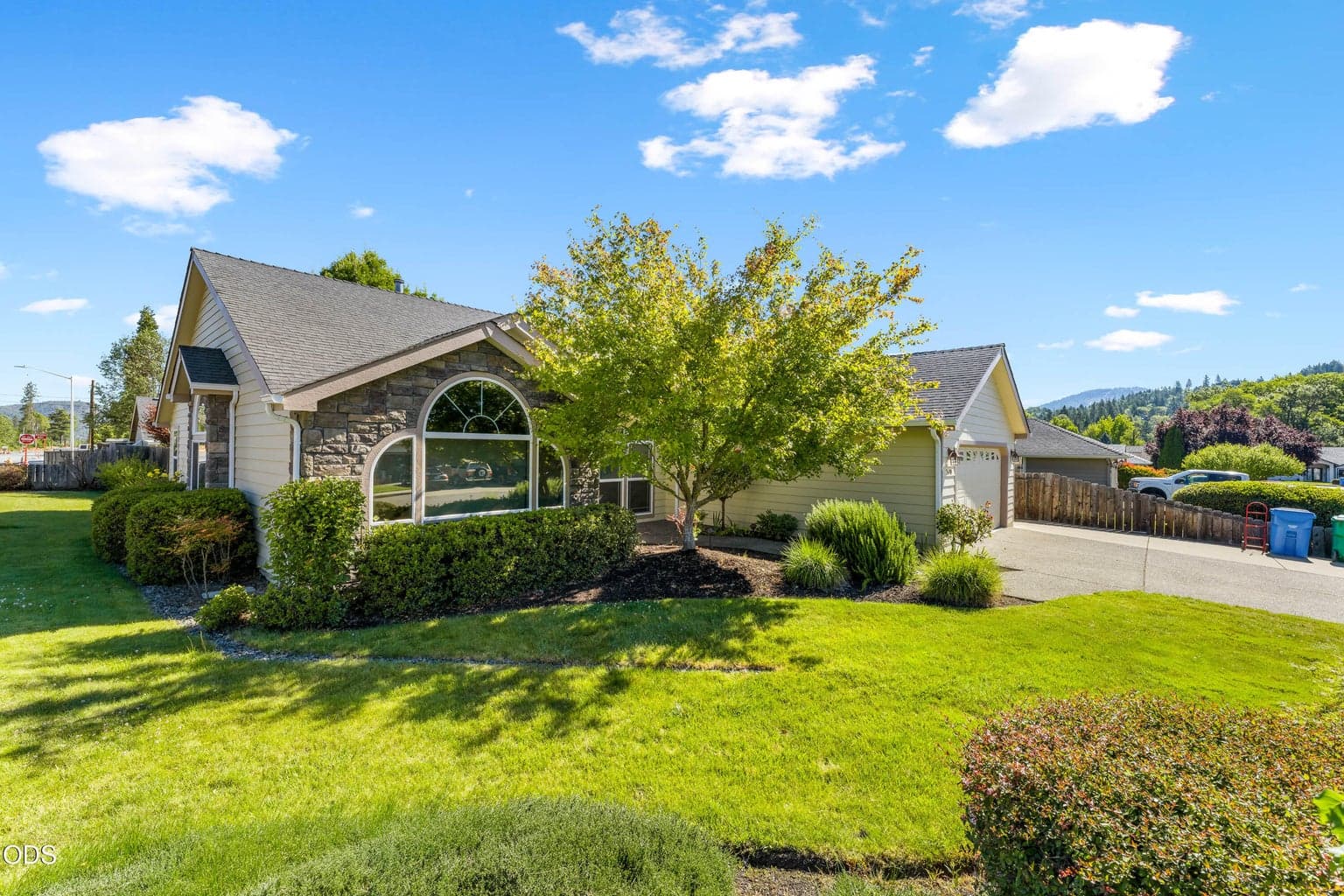 Photo of 2690 Trinity 2 of 30