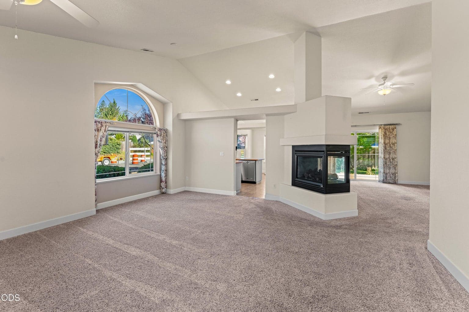 Photo of 2690 Trinity 5 of 30