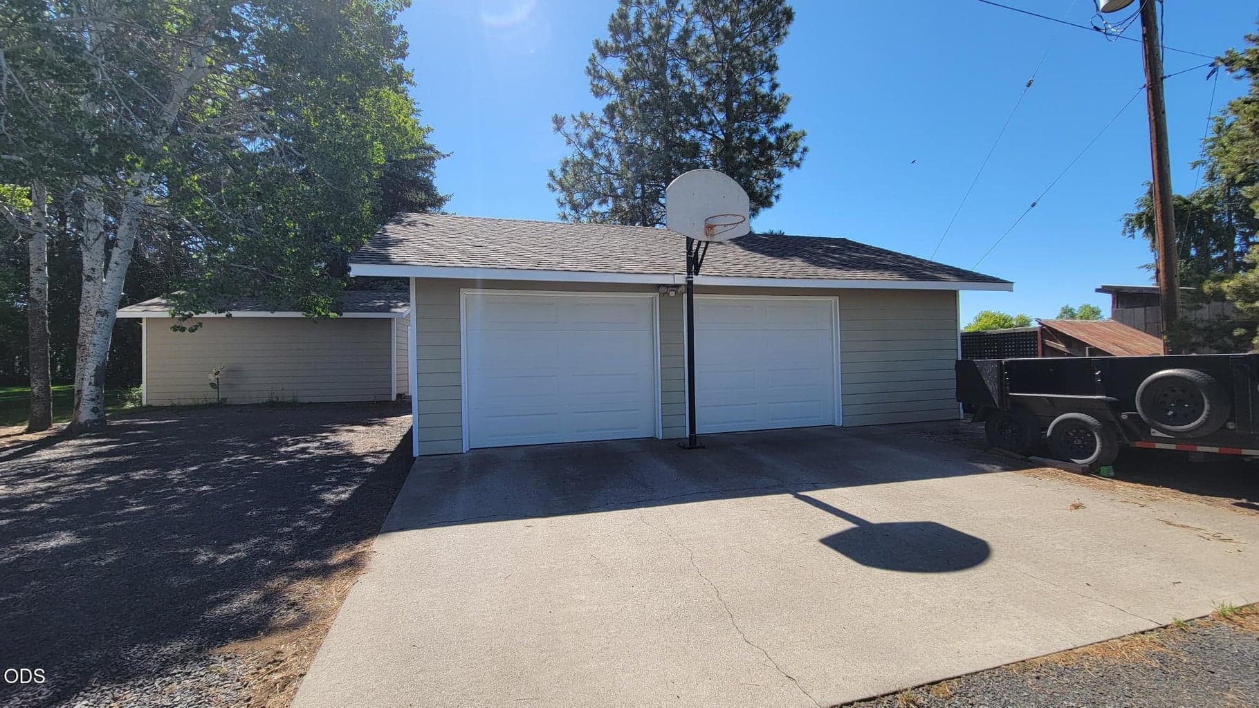 Photo of 2384 NE Sunrise Lane 36 of 50