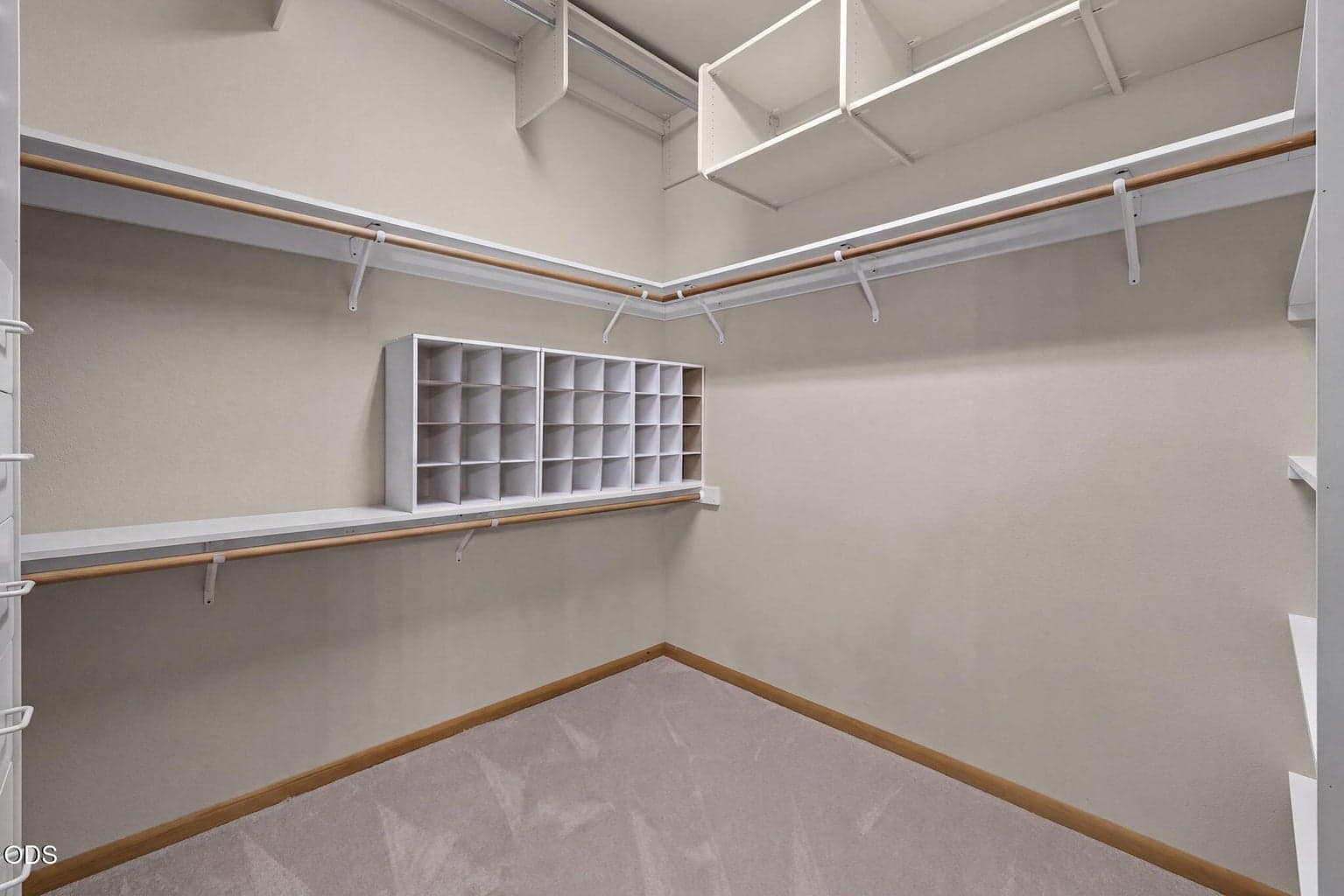 Photo of 343 Mount Washington Drive 23 of 46