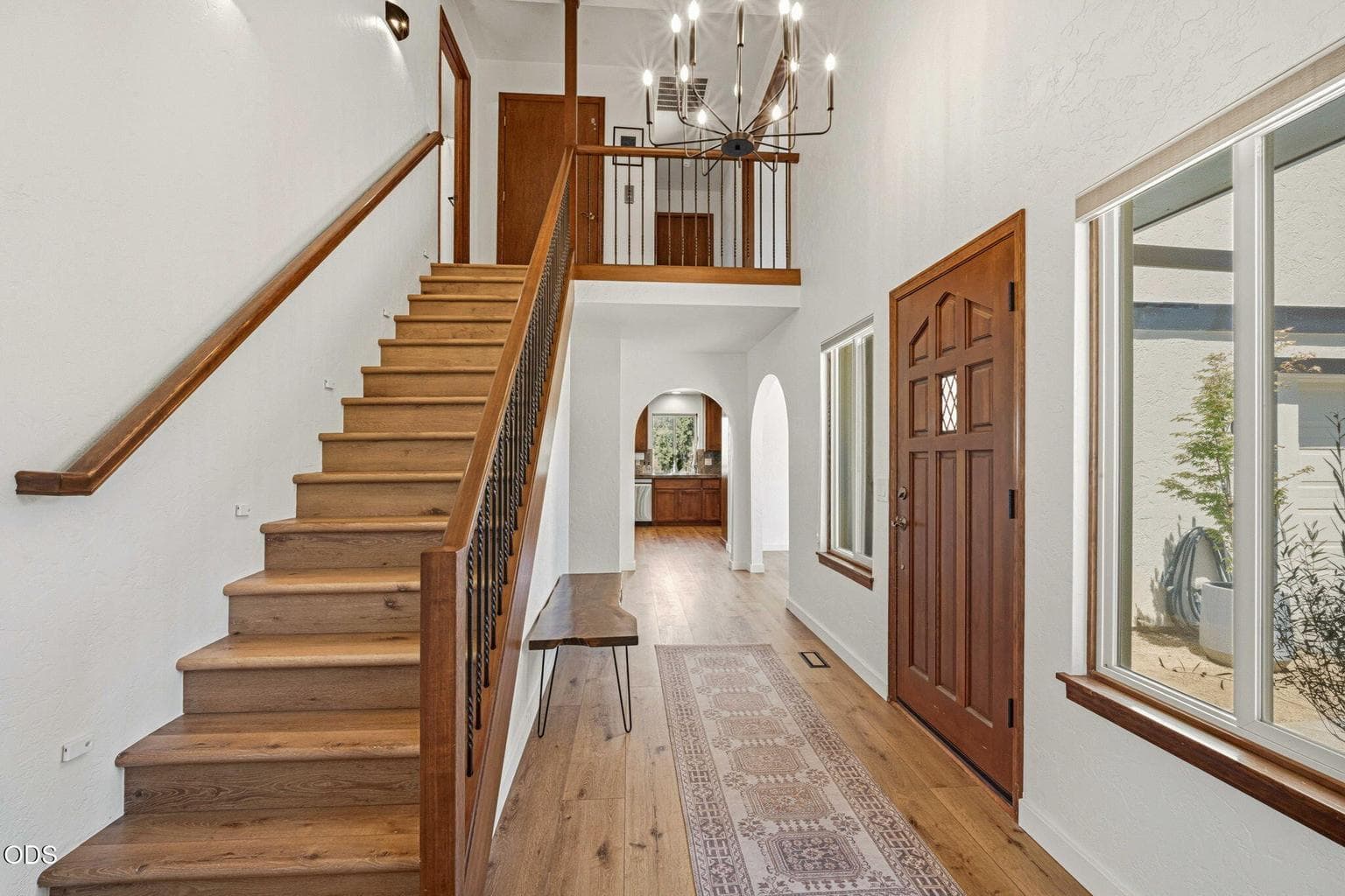 Entryway Interior 1