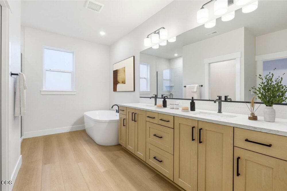 Photo of 3067 NE Brownstone Place 6 of 22