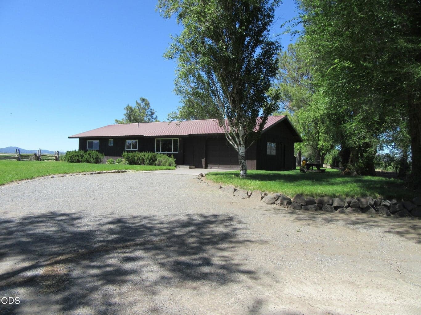 Photo of 2917 Shady Dell 2 of 9