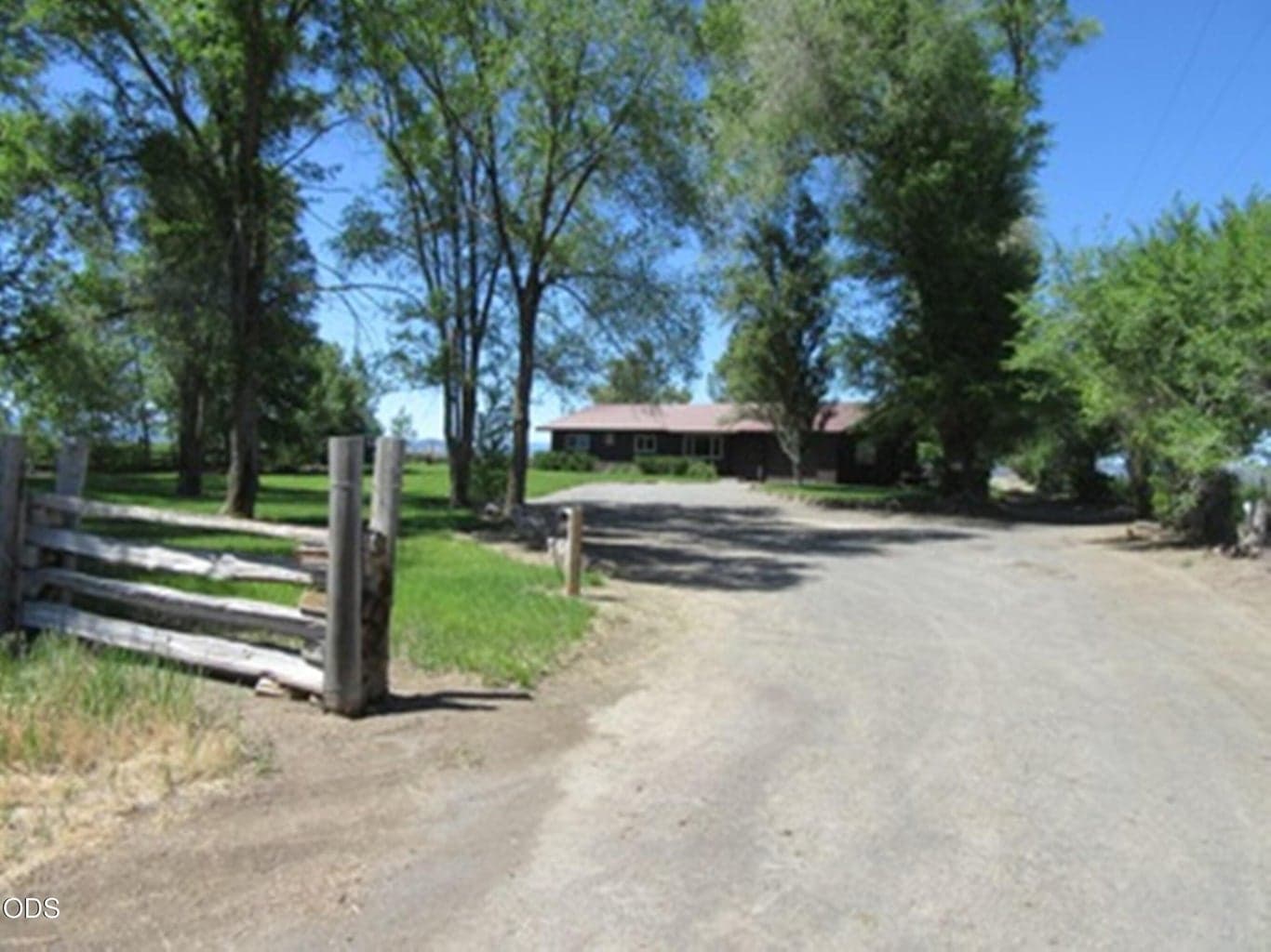 Photo of 2917 Shady Dell 3 of 9