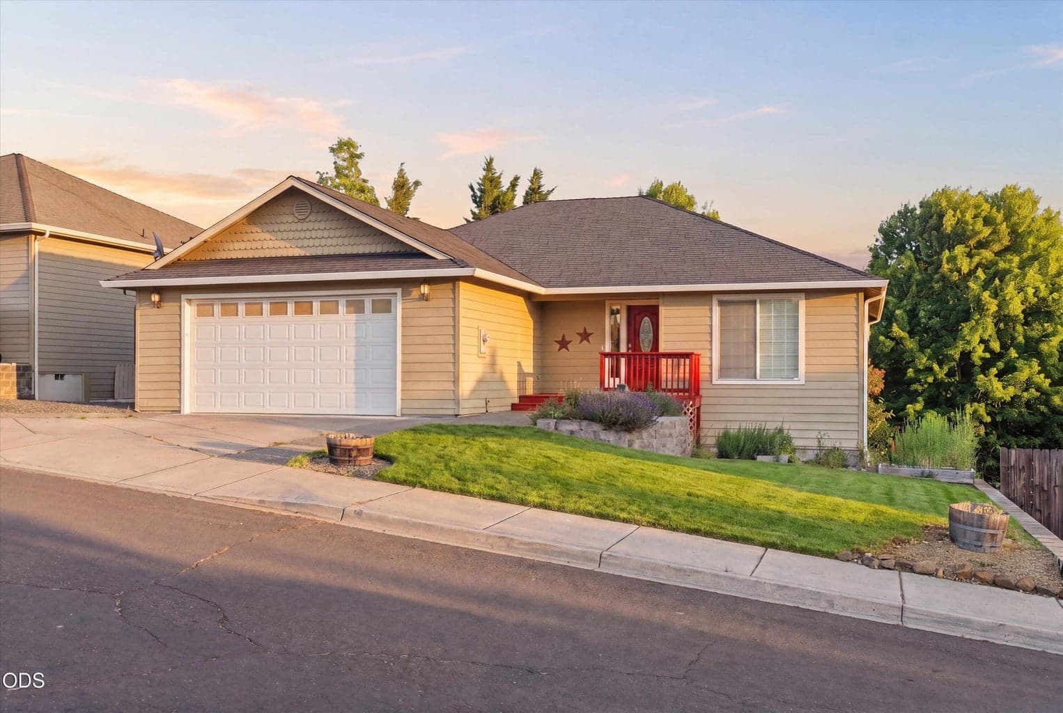 Photo of 1056 Highlands 1 of 44