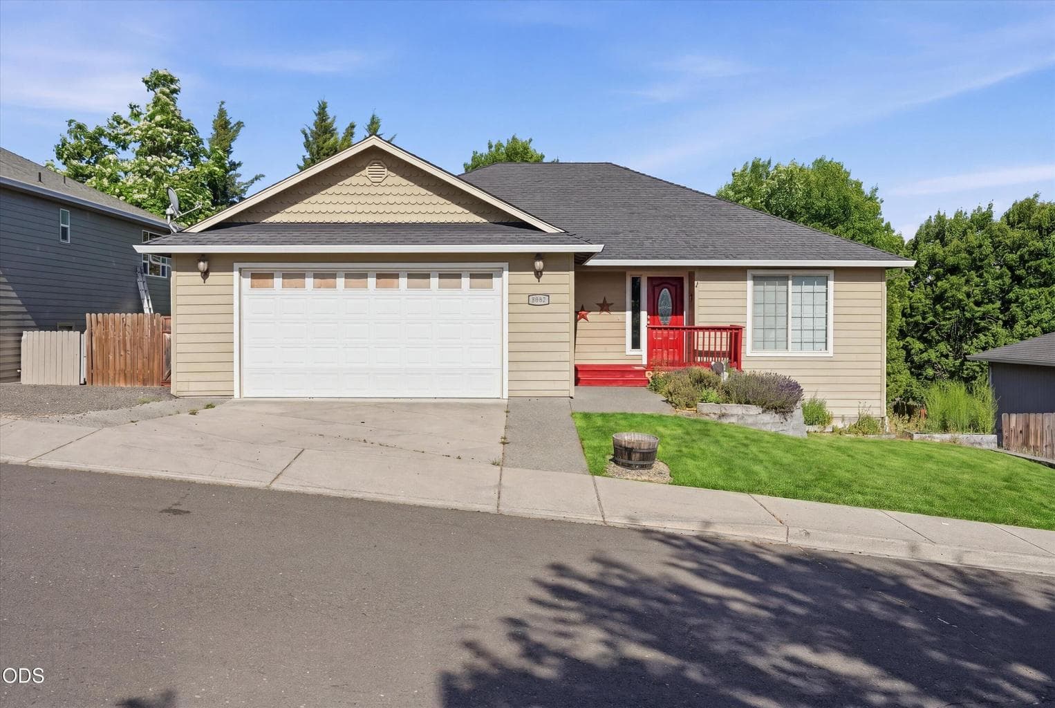 Photo of 1056 Highlands 3 of 44