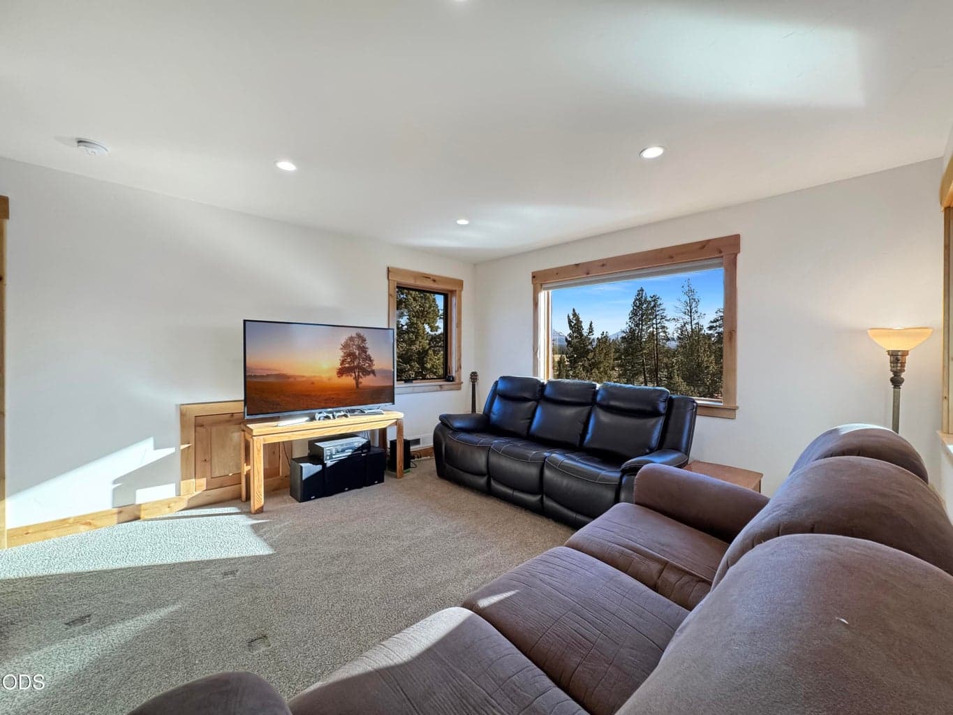 Photo of 16670 Jordan Road 17 of 27
