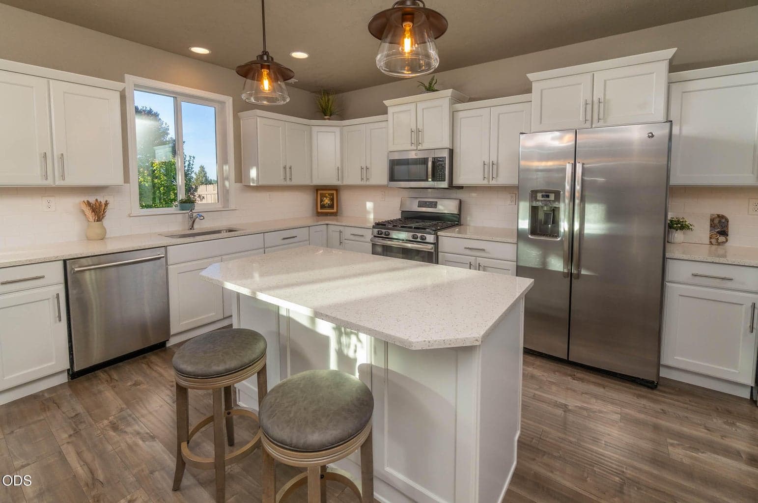 Photo of 21314 SE Daylily Avenue 14 of 23