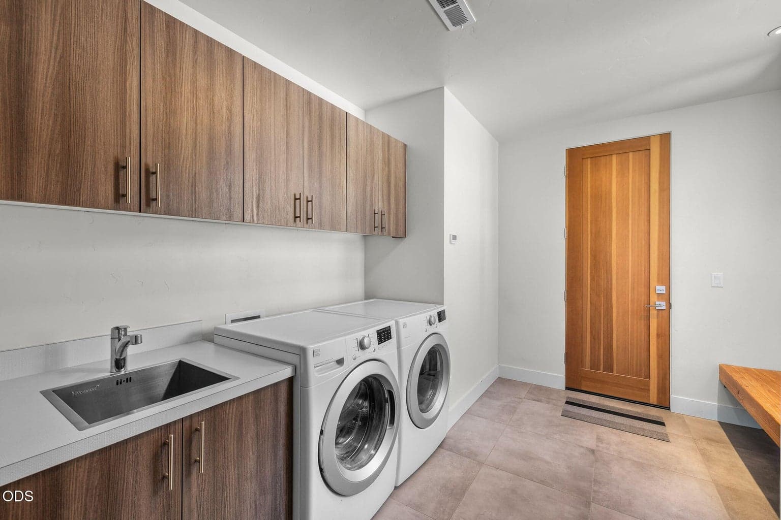 Garage access from this oversized laundry - mud room