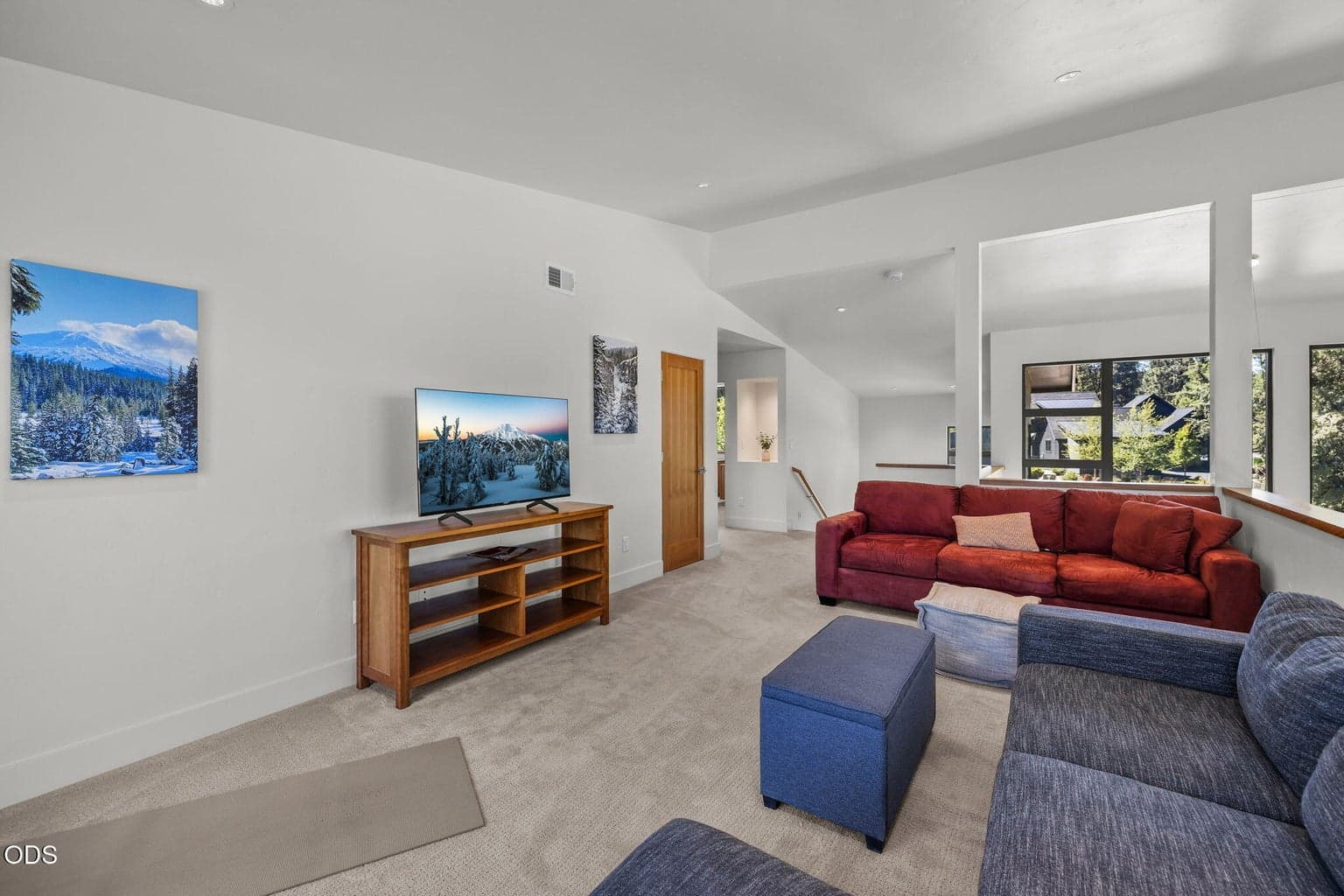 Lofty bonus space for exercise or movie nights