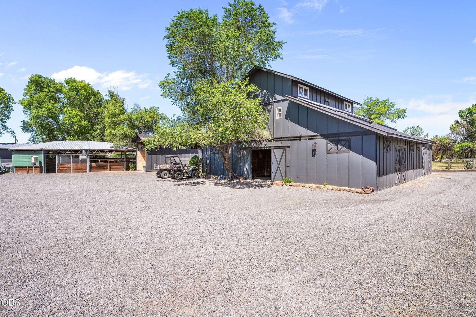 Photo of 22333 Nelson Road 16 of 97