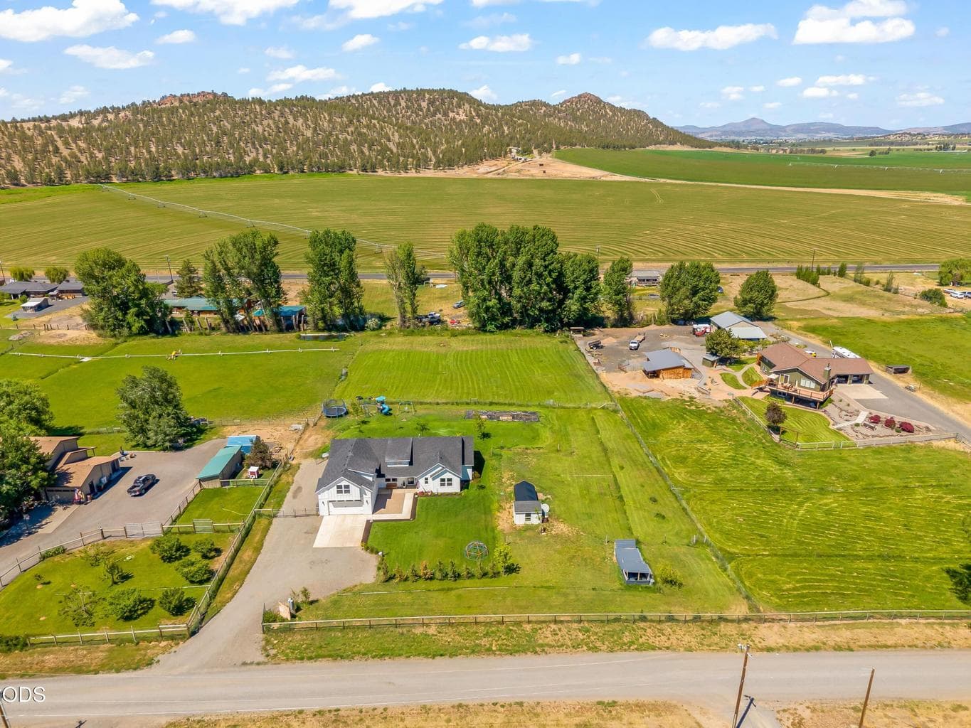 Photo of 2467 NE Sunset View Lane 42 of 42