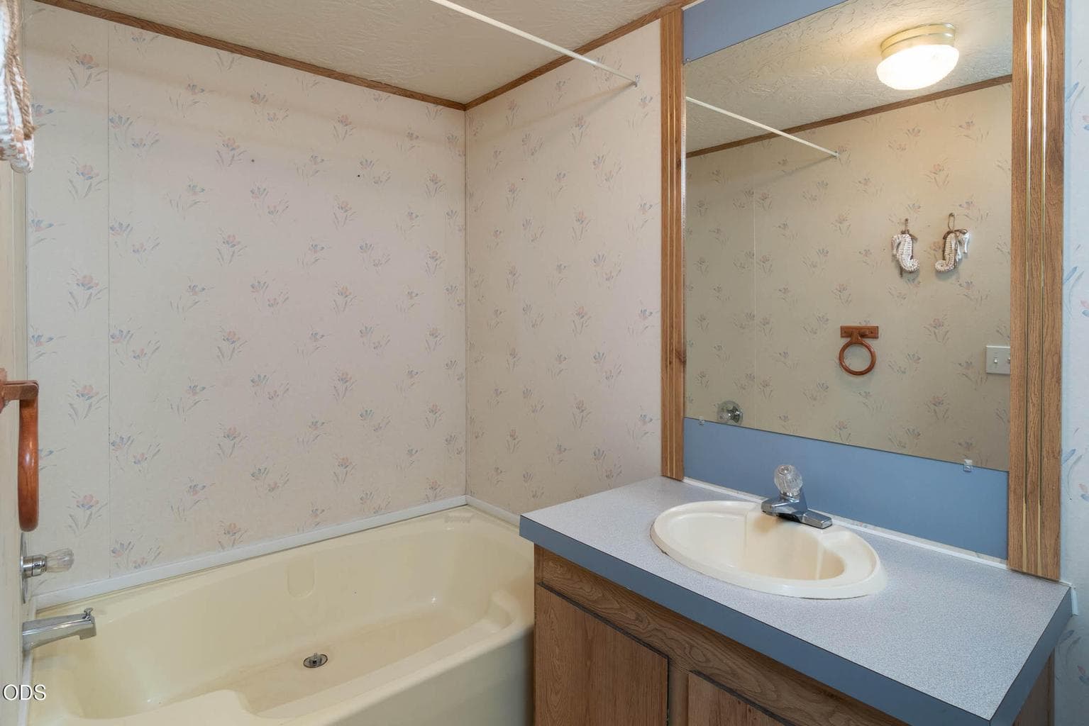 Photo of 11614 Alderwood Drive 16 of 35