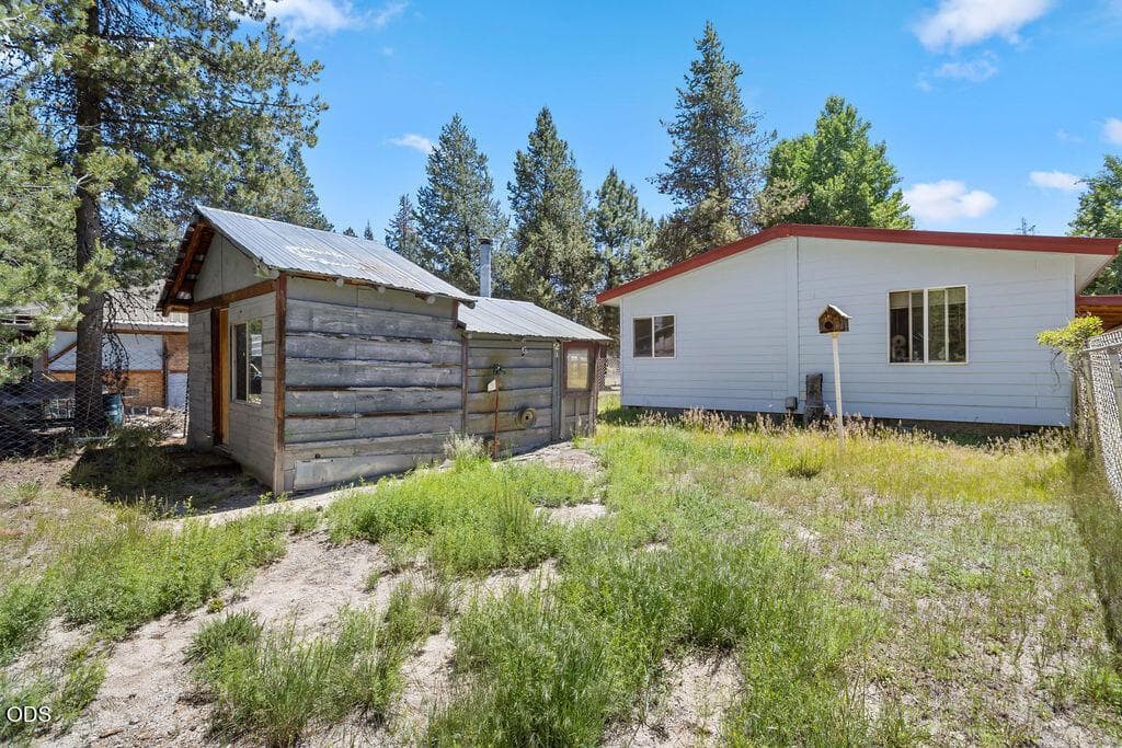 Photo of 15688 Rim Drive 6 of 28