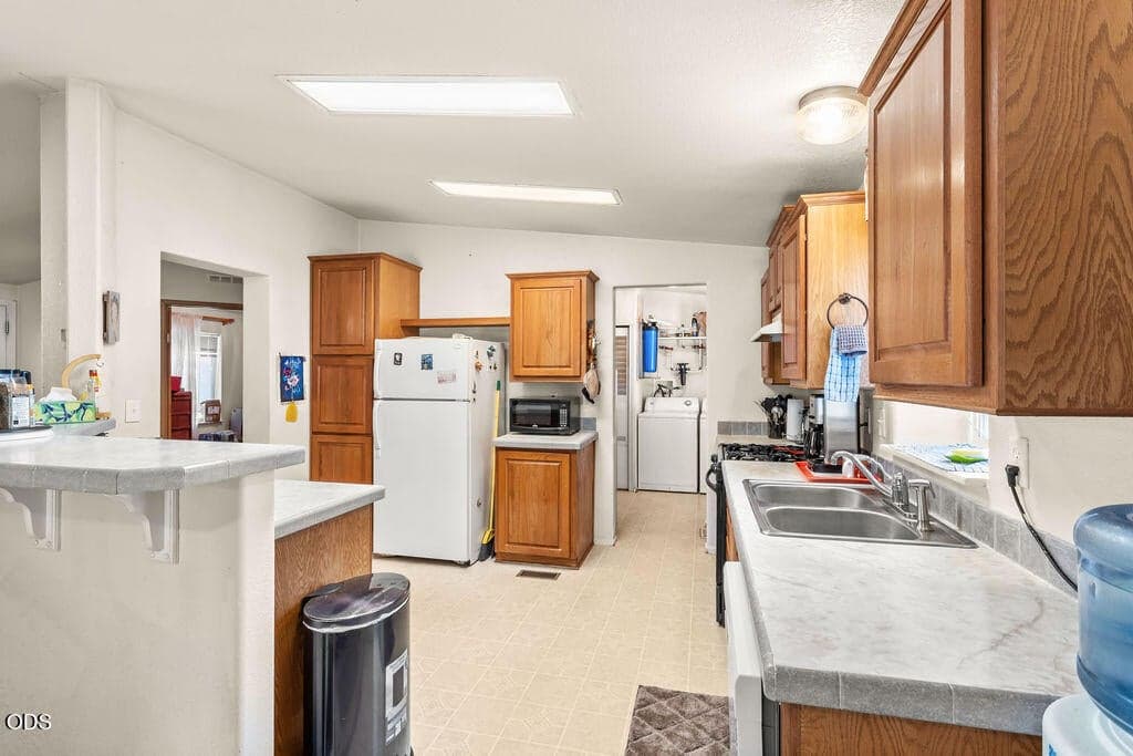 Photo of 15688 Rim Drive 16 of 28