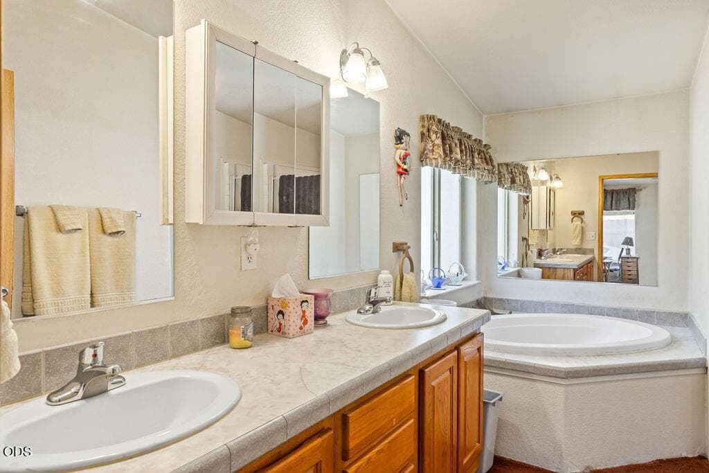 Photo of 15688 Rim Drive 26 of 28