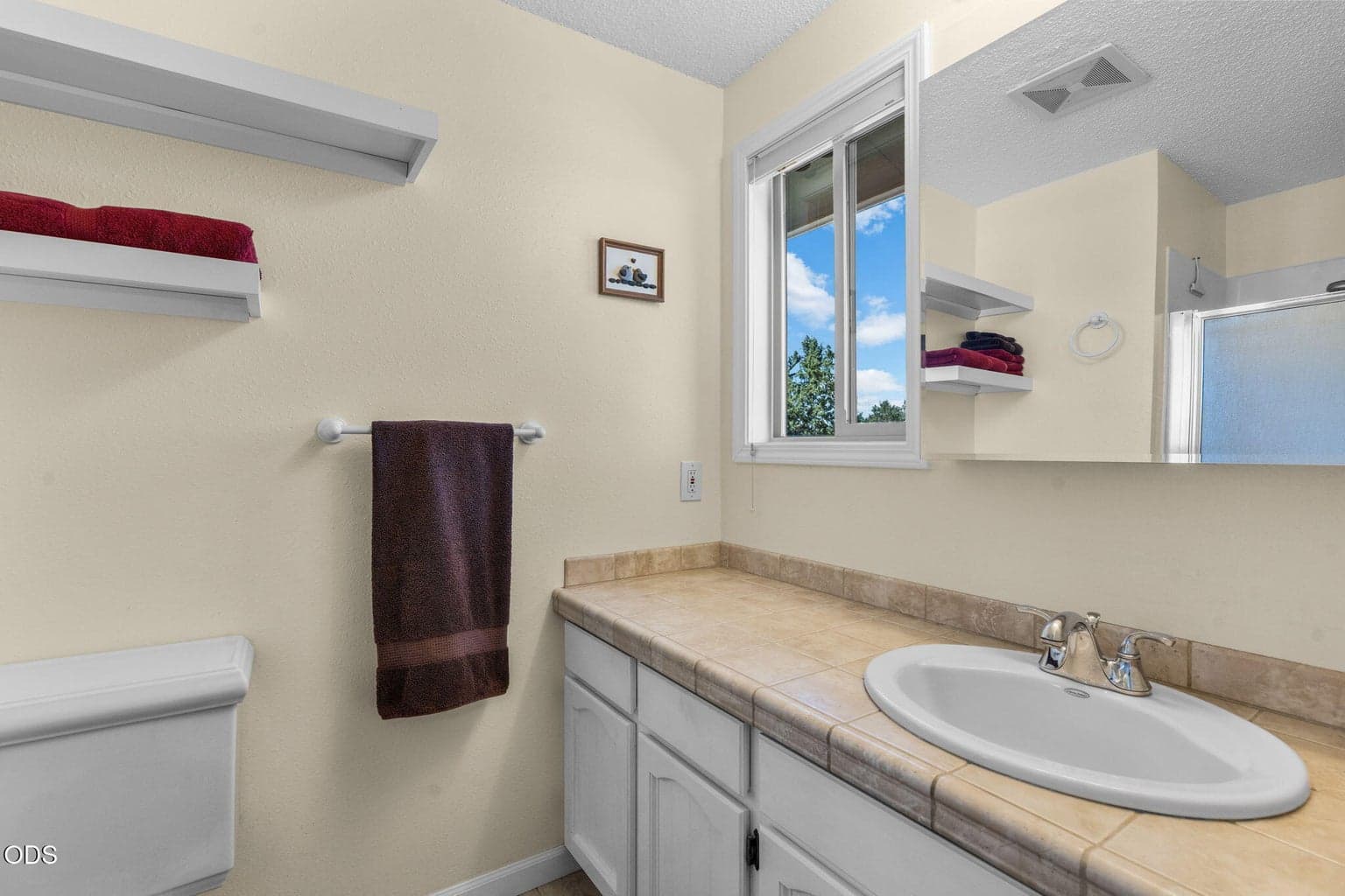 Photo of 4940 NW Jackpine Avenue 21 of 53