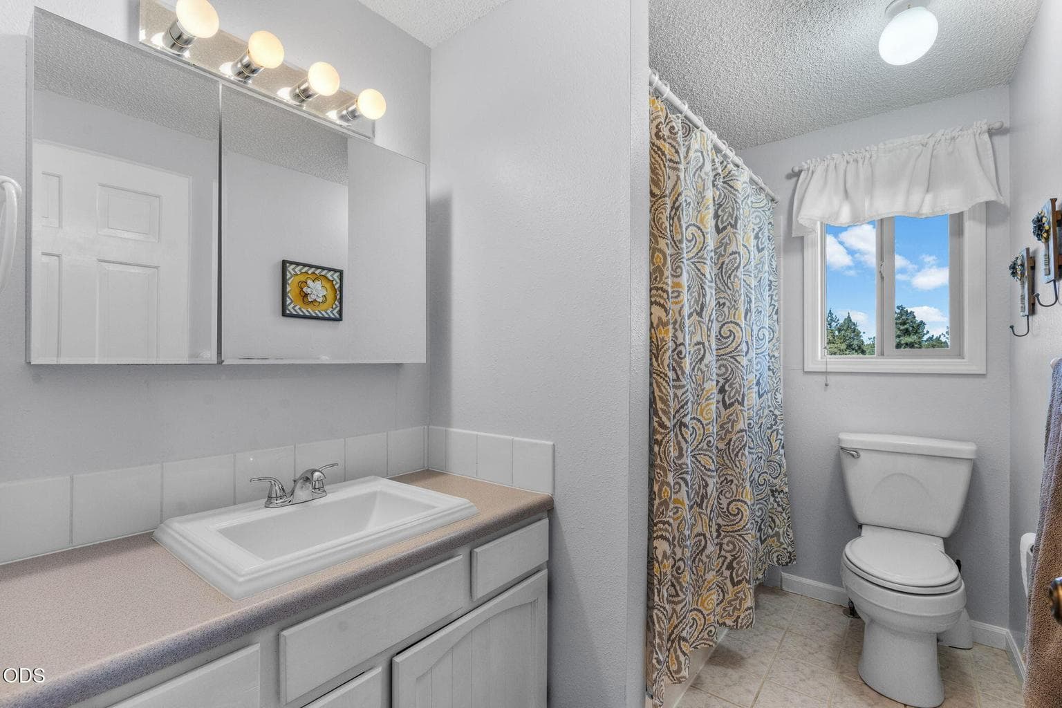 Photo of 4940 NW Jackpine Avenue 24 of 53