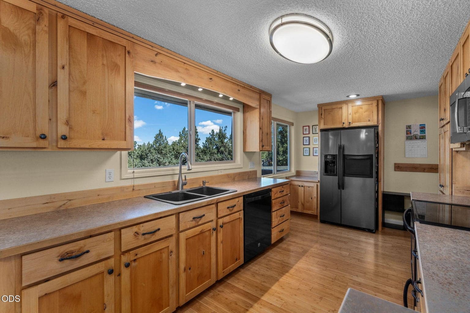 Photo of 4940 NW Jackpine Avenue 17 of 53