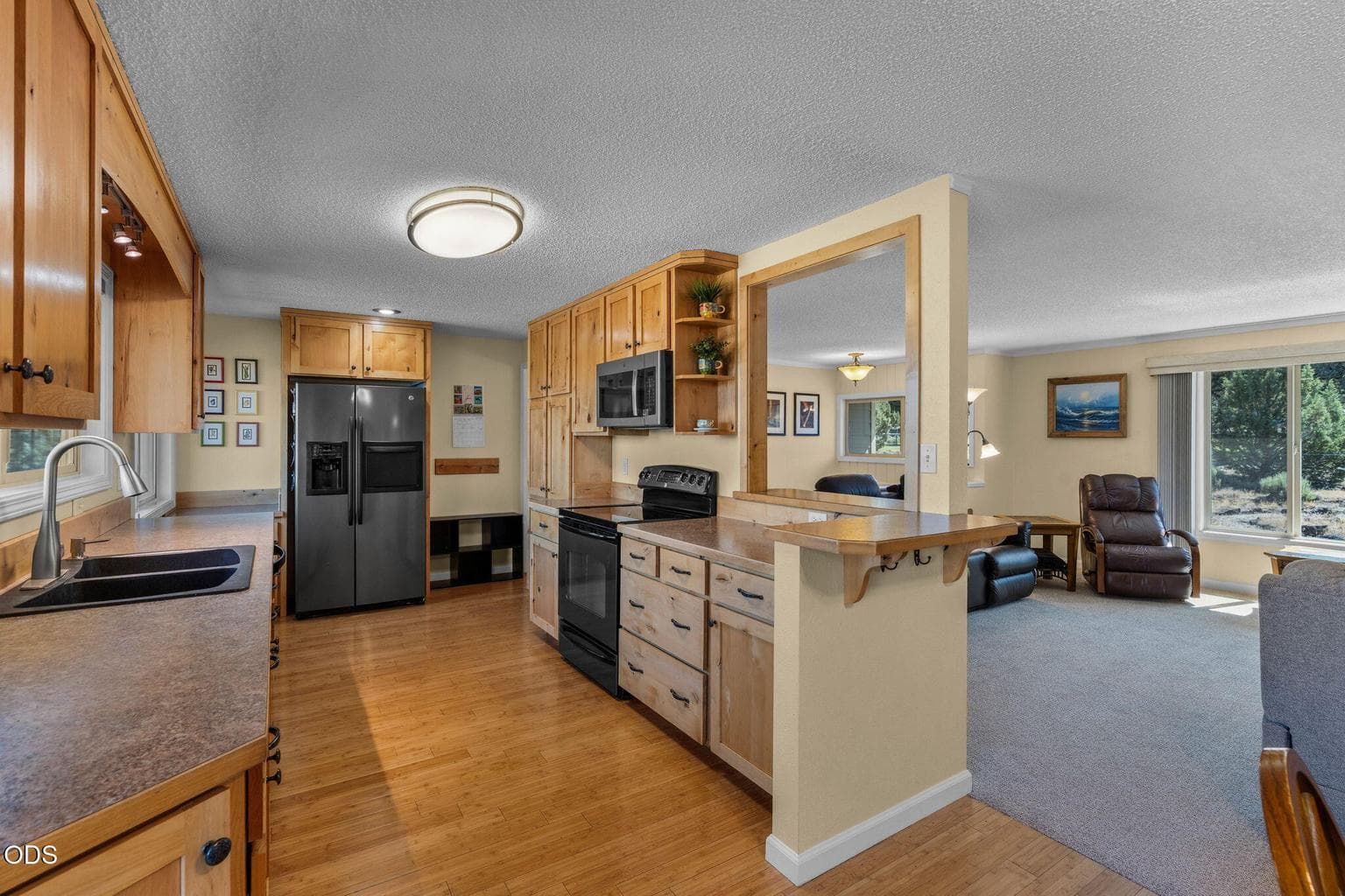 Photo of 4940 NW Jackpine Avenue 15 of 53