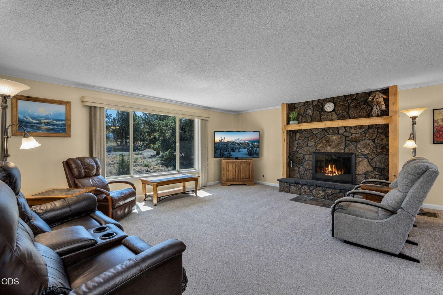 Photo of 4940 NW Jackpine Avenue 12 of 53