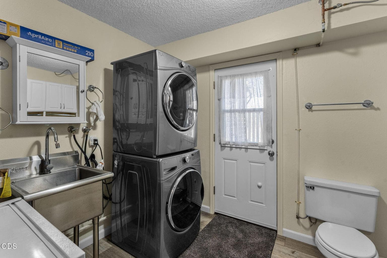 Photo of 4940 NW Jackpine Avenue 25 of 53