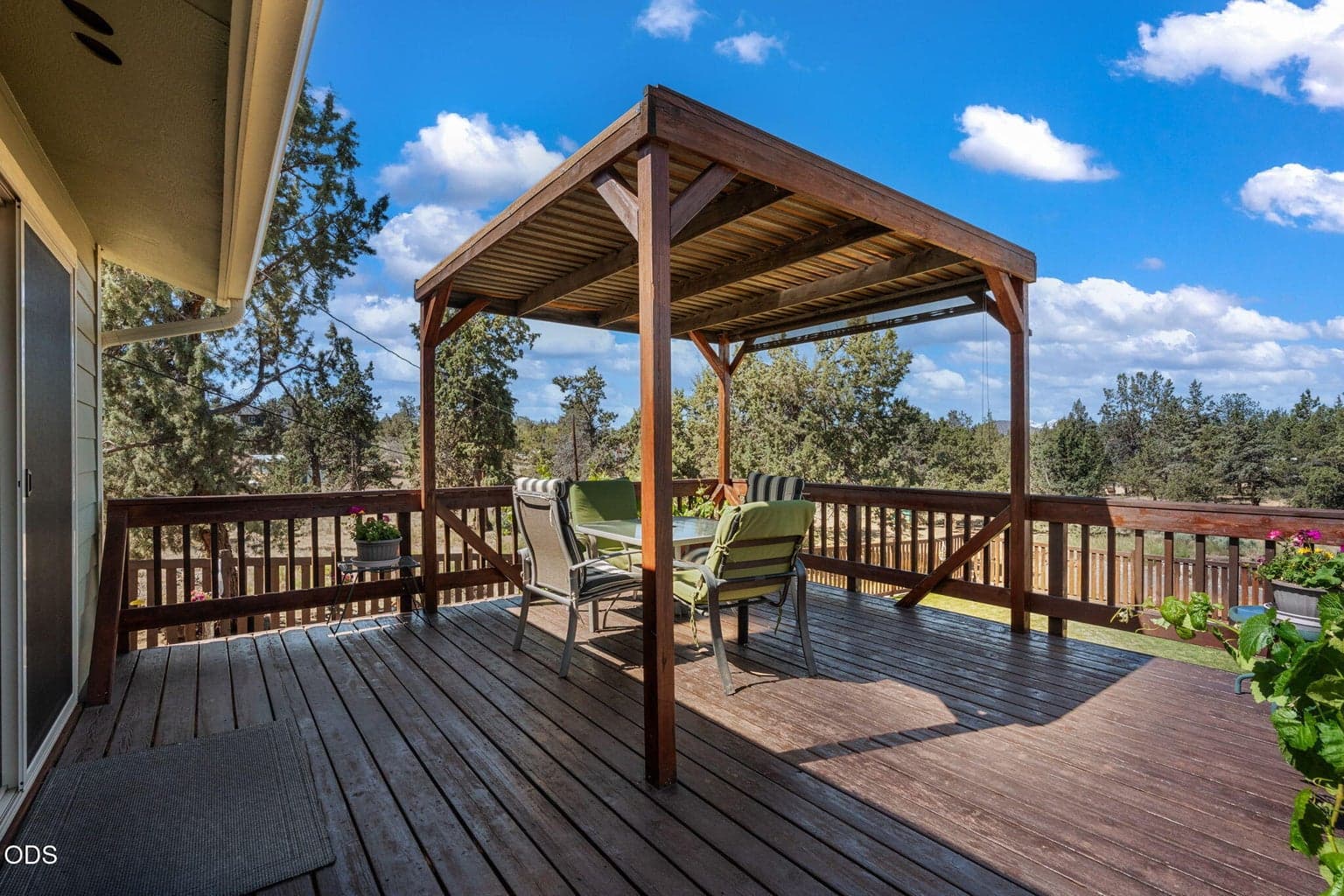 Photo of 4940 NW Jackpine Avenue 10 of 53
