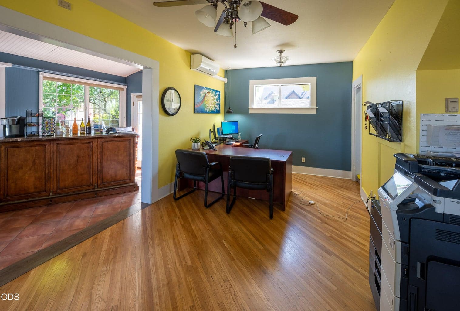 Photo of 636 NW Cedar Avenue 6 of 8