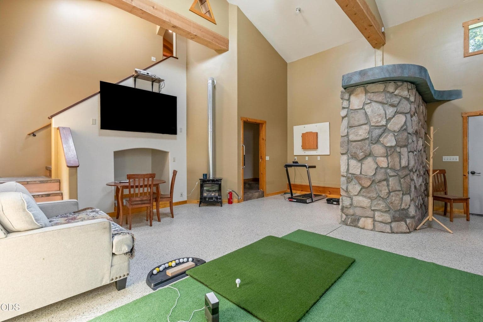 Photo of 17283 Kingfisher Drive 22 of 38