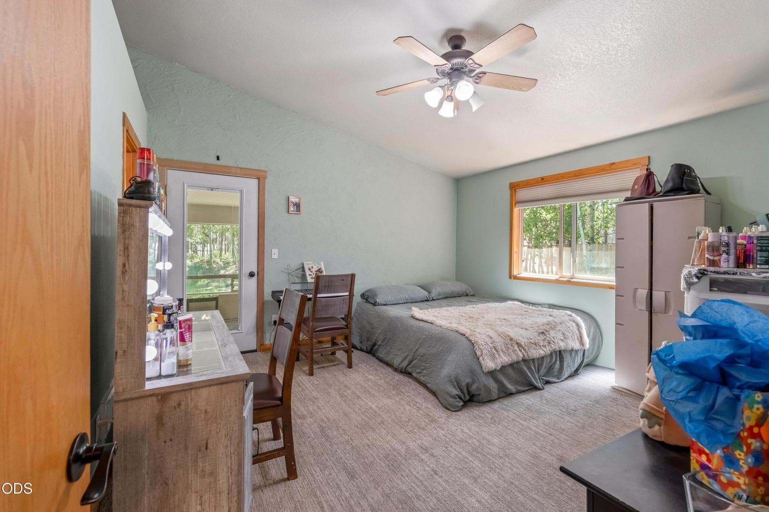 Photo of 17283 Kingfisher Drive 10 of 38