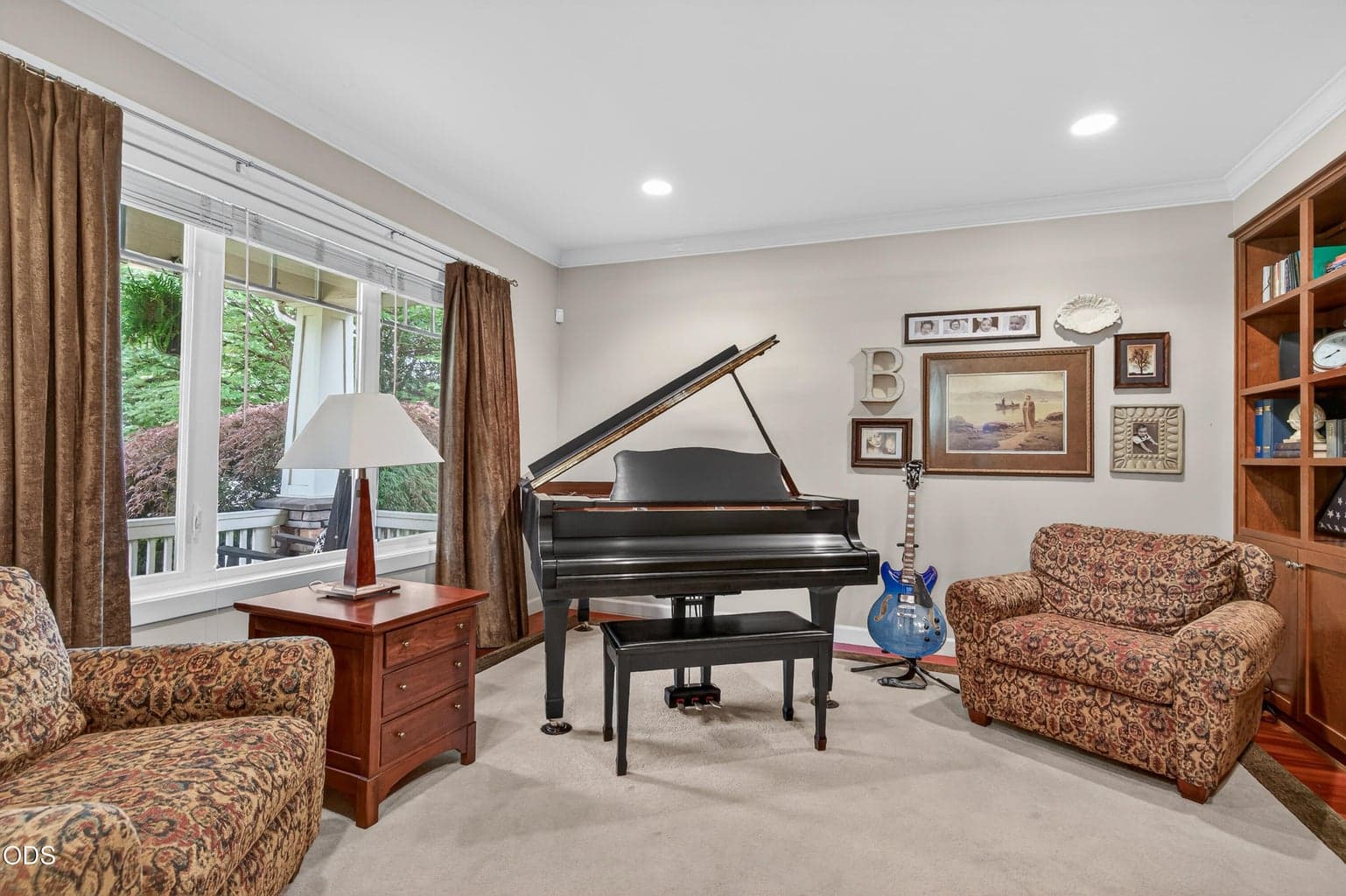Photo of 2630 Kerrisdale Ridge 5 of 75