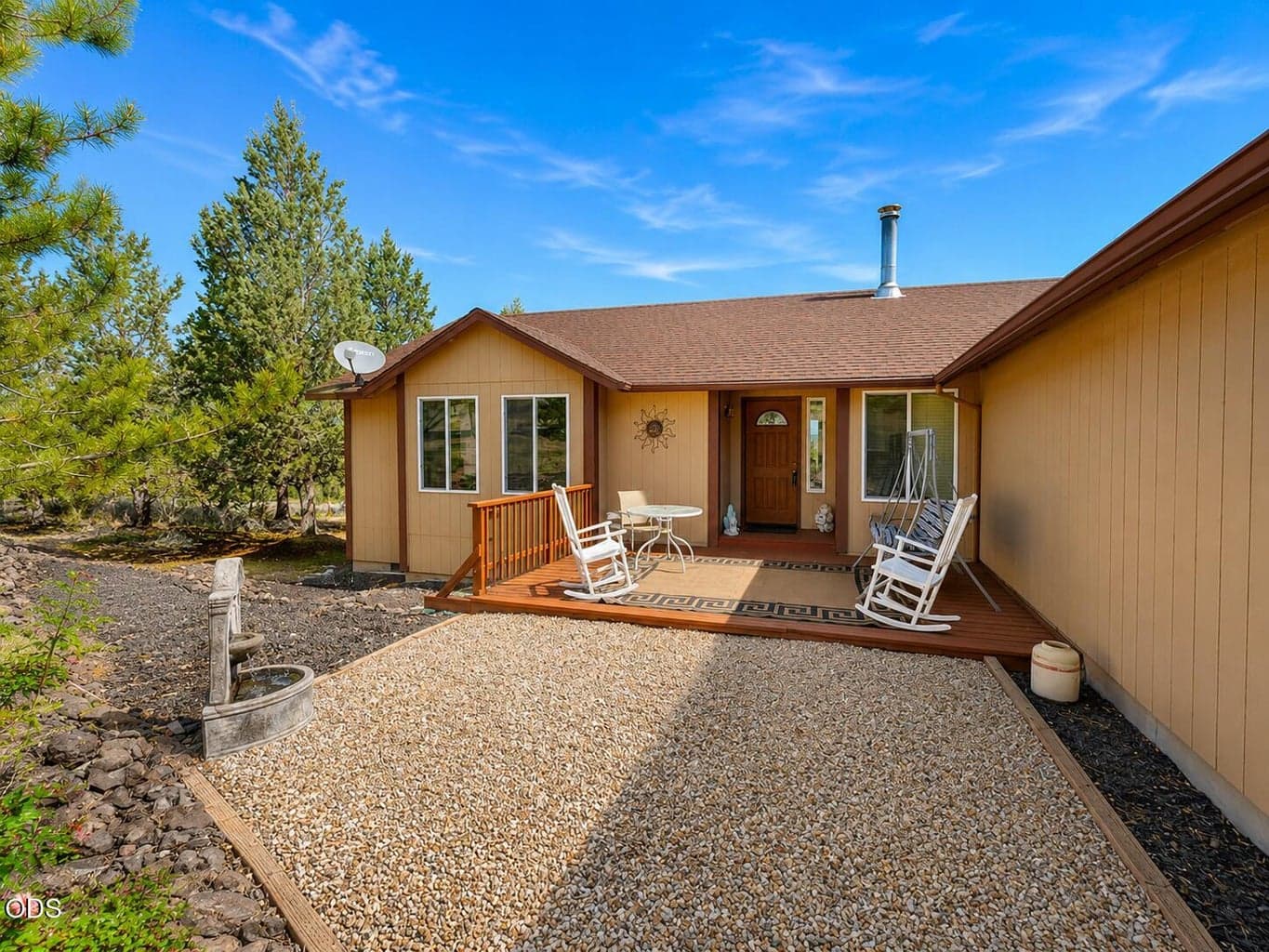 Photo of 1047 Akins 1 of 32