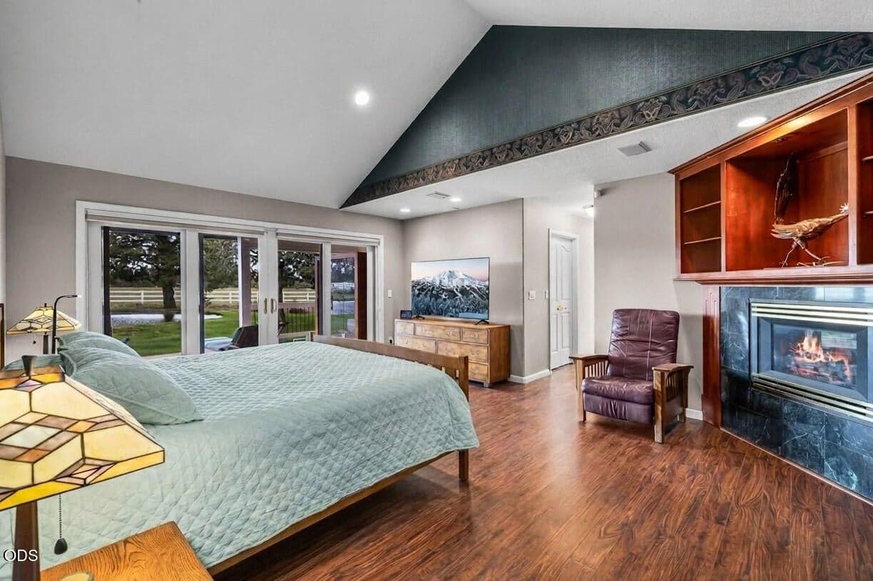 Photo of 64629 Horseman Lane 24 of 62