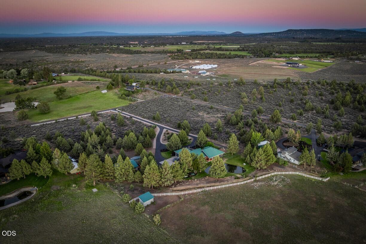 Photo of 64629 Horseman Lane 53 of 62