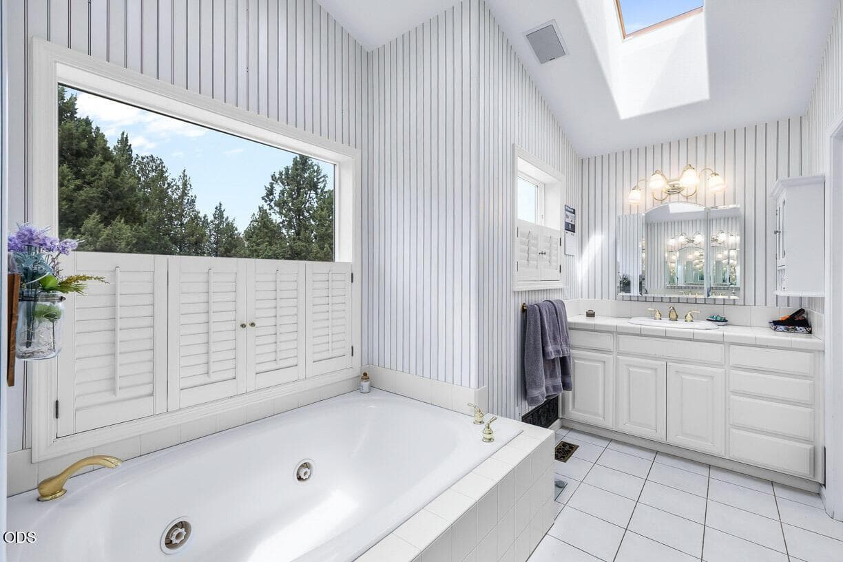 Photo of 64629 Horseman Lane 27 of 62