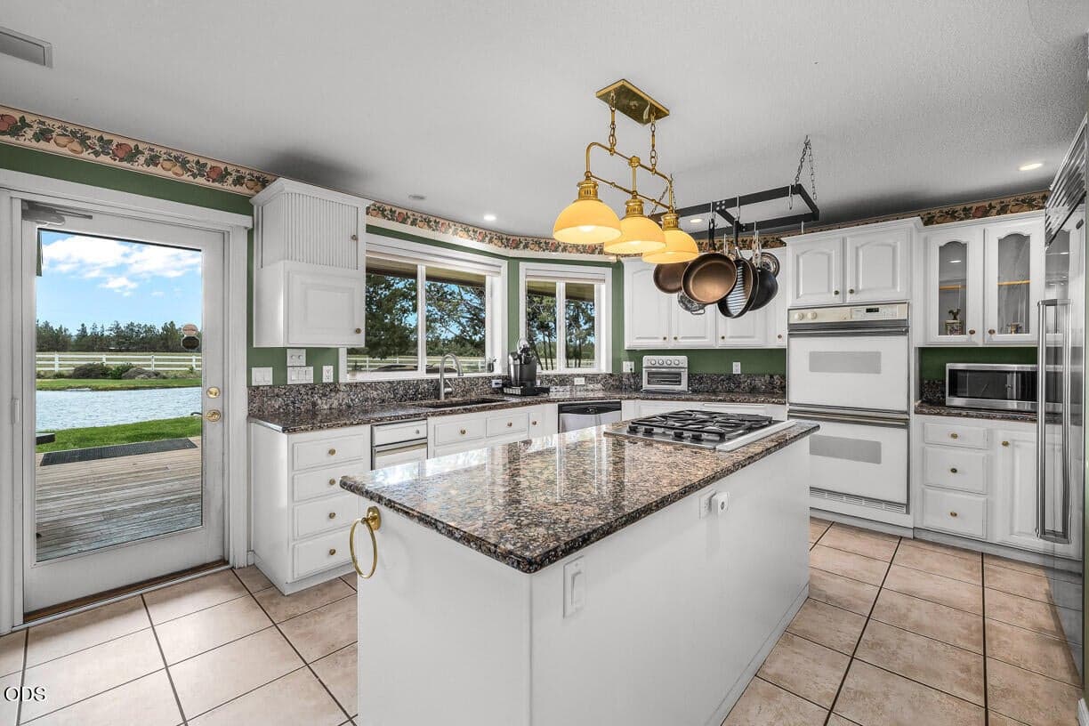 Photo of 64629 Horseman Lane 17 of 62
