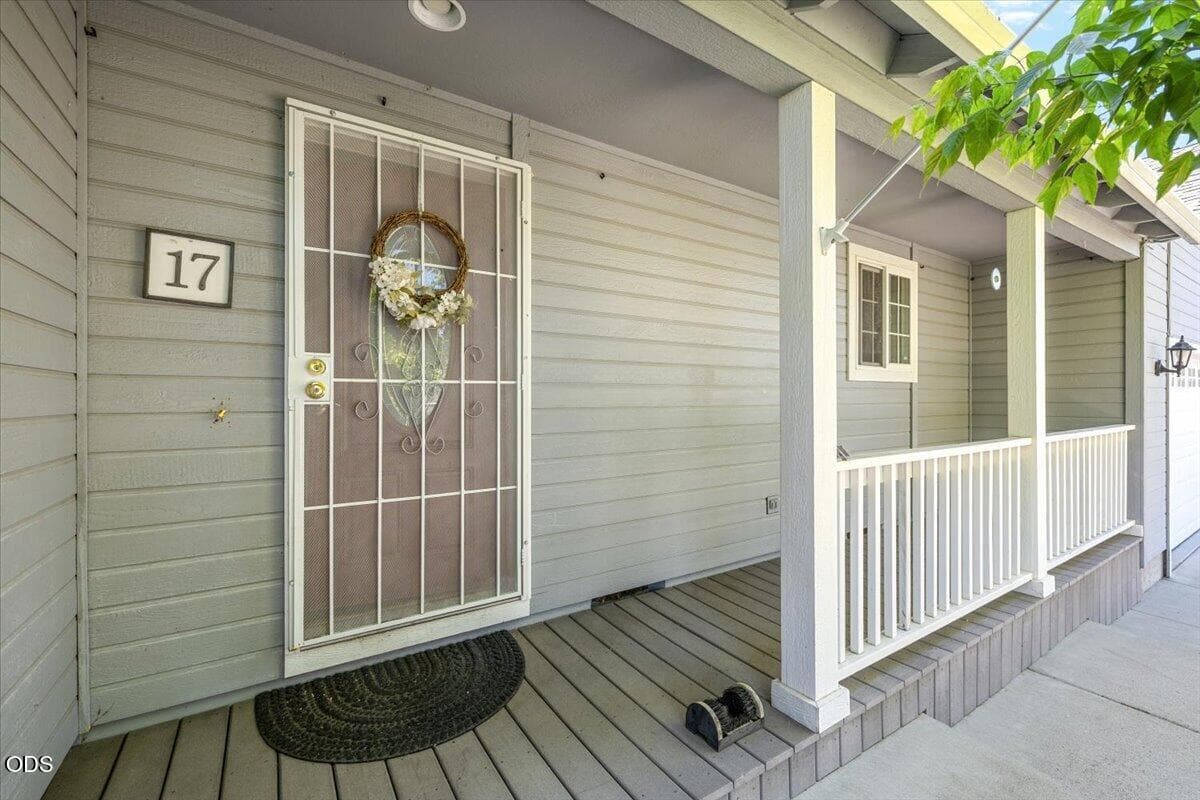 Photo of 17 Meadowfield 4 of 24