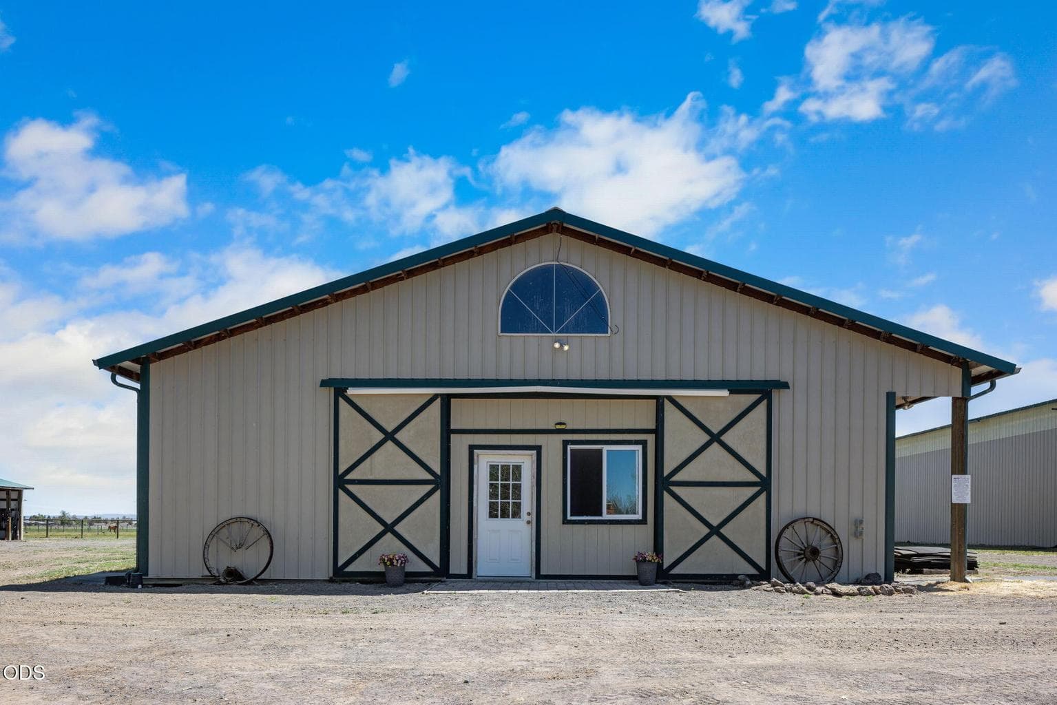 Photo of 24605 Dodds 3 of 61