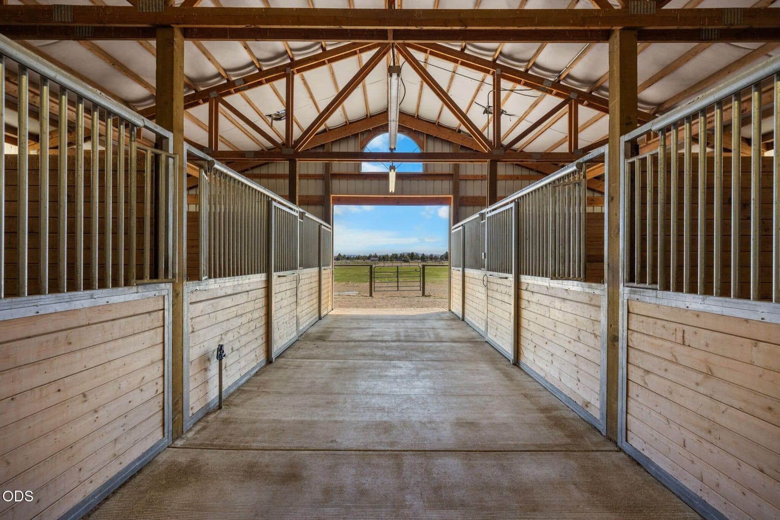 Photo of 24605 Dodds 5 of 61