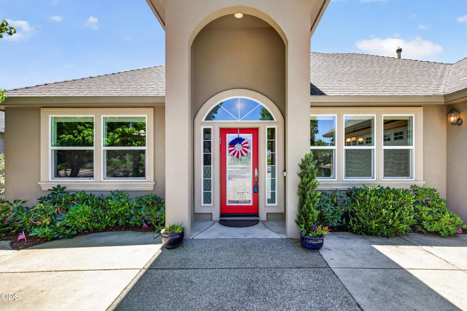 Photo of 374 Leandra 3 of 37