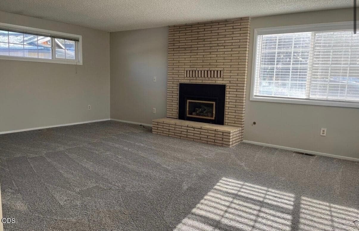 Photo of 4407 Meadows 2 of 21