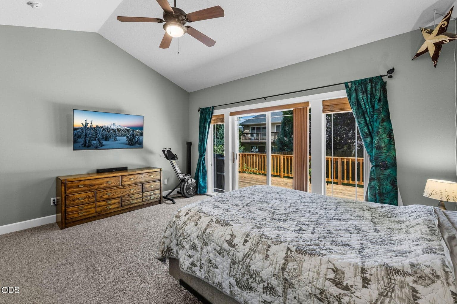 Photo of 2436 SW Forked Horn Butte Road 21 of 56