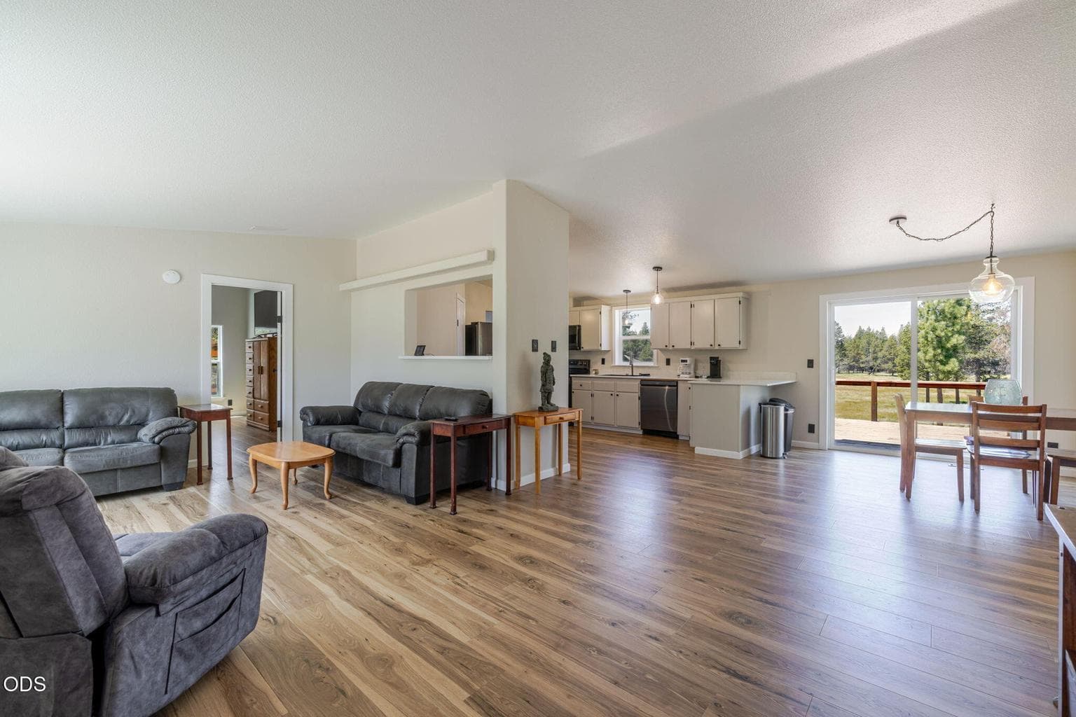 Photo of 151154 Beal Road 6 of 47