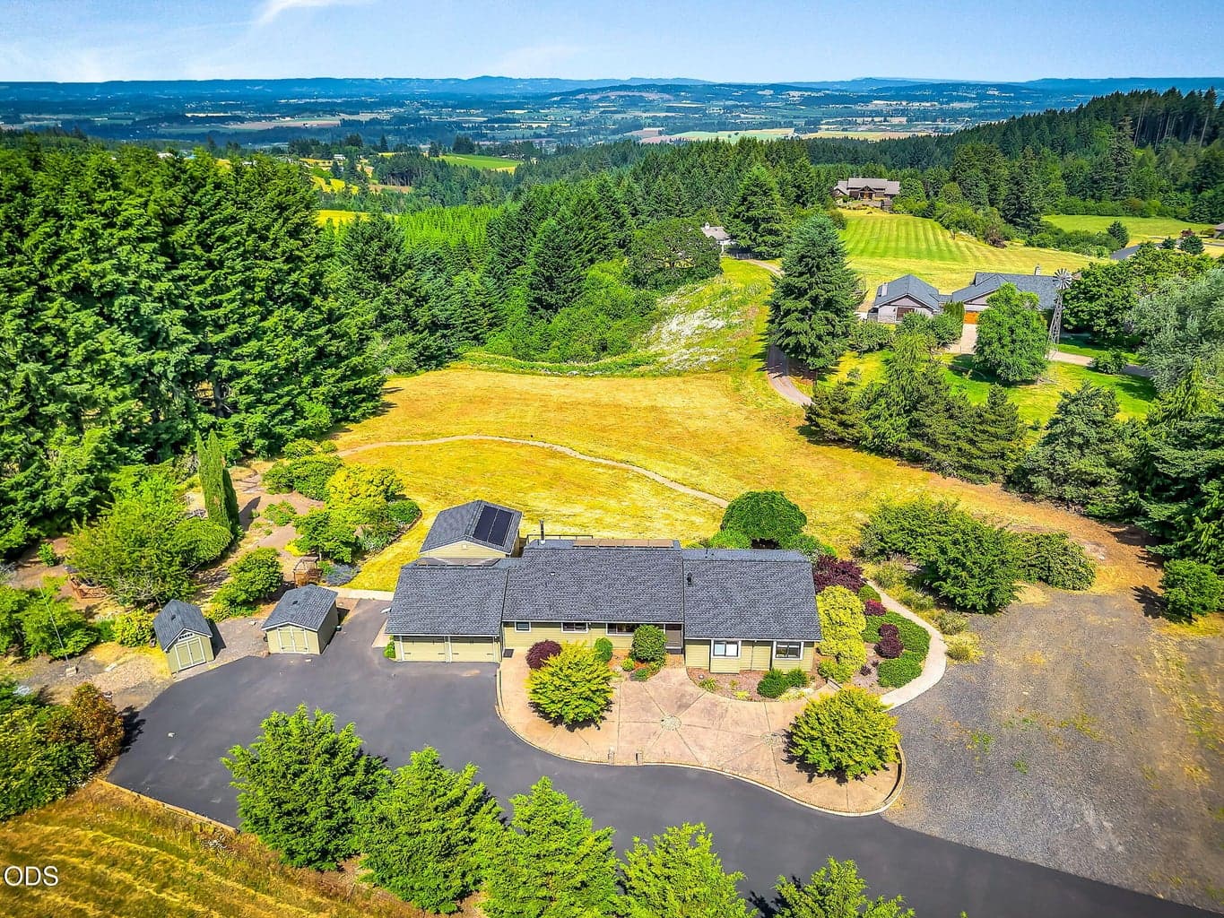 Photo of 36159 Viewridge 2 of 60