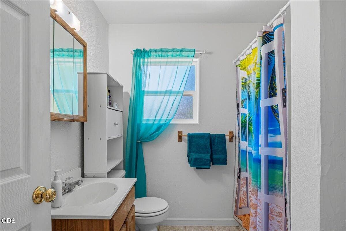 Photo of 303 NW Birch Avenue 12 of 28