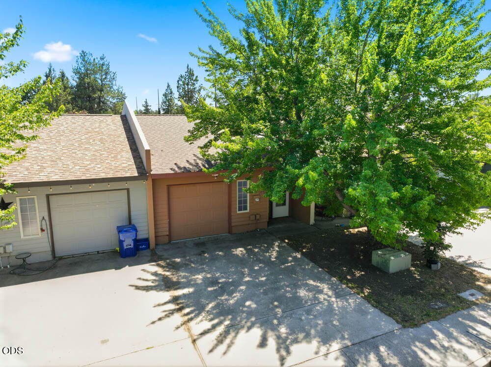 Photo of 980 Centennial 3 of 31
