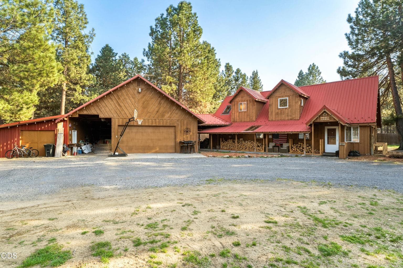 Photo of 14355 Fern Dell 1 of 43